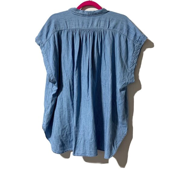 New Old Navy Denim Shirt Size XL Cap Sleeve Button Front Blue Jean Chambray Box - Picture 2 of 6